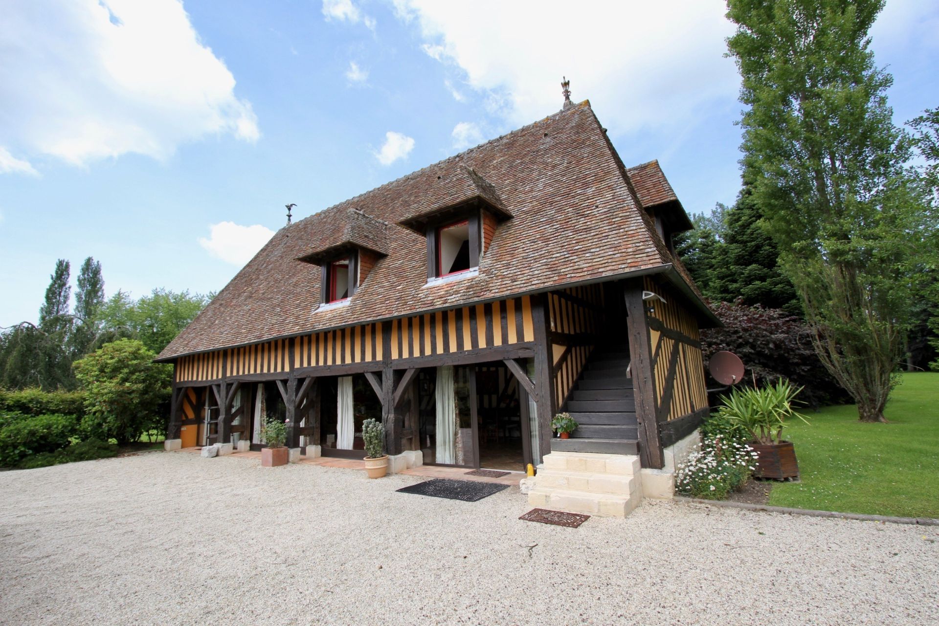 house 5 Rooms for sale on ST GATIEN DES BOIS (14130)