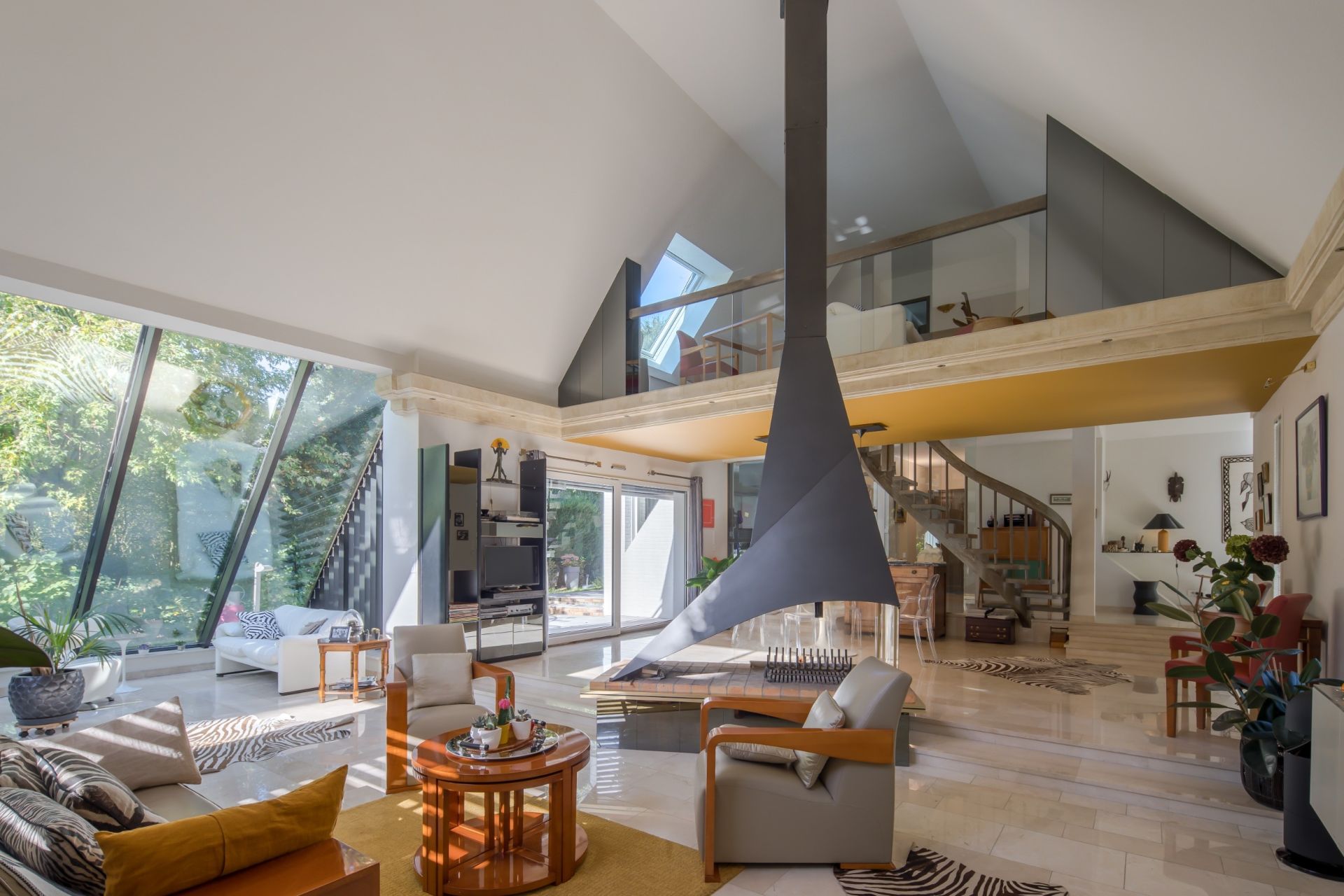 house 9 Rooms for sale on BOIS GUILLAUME (76230)