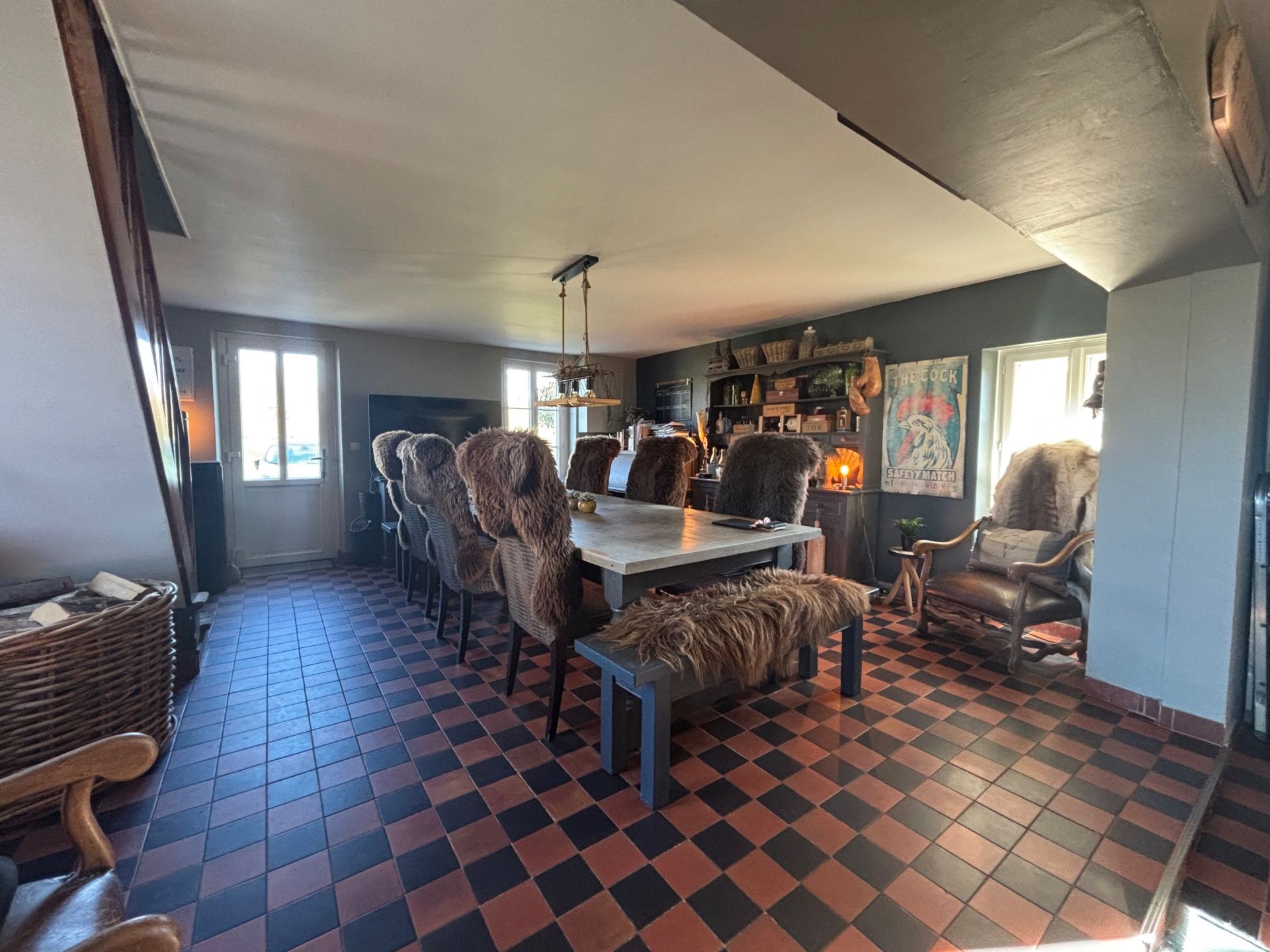 maison 12 Pièces en vente sur VIERVILLE SUR MER (14710)