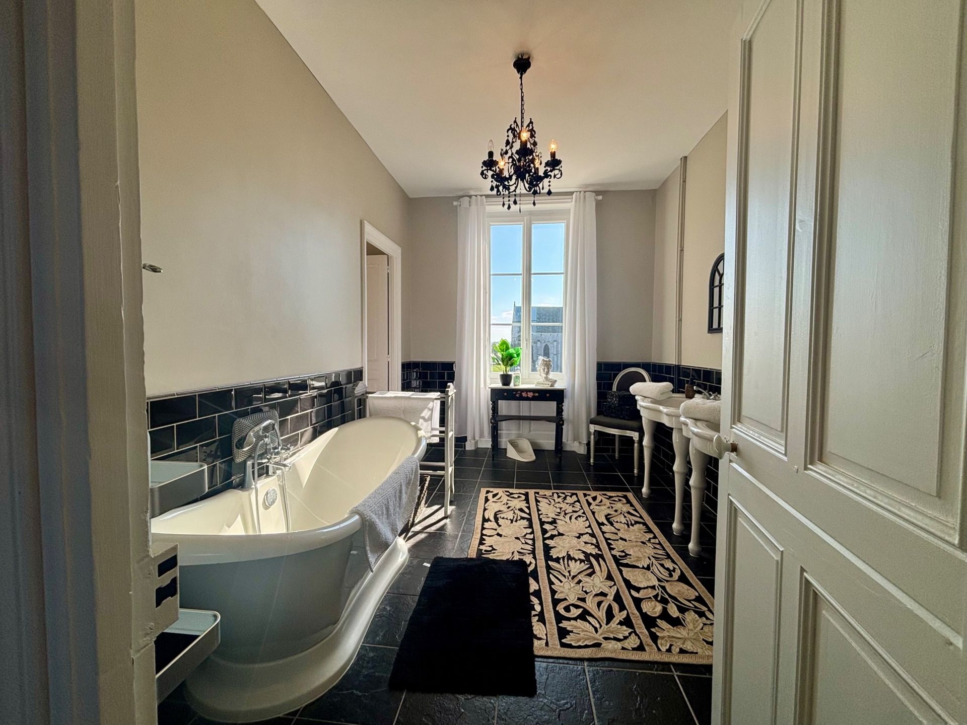 maison 12 Pièces en vente sur VIERVILLE SUR MER (14710)