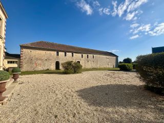 maison 12 Pièces en vente sur VIERVILLE SUR MER (14710)