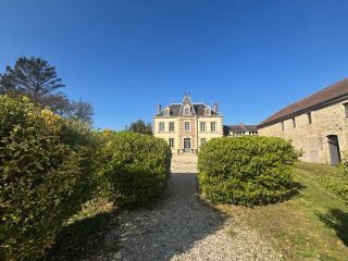 maison 12 Pièces en vente sur VIERVILLE SUR MER (14710)