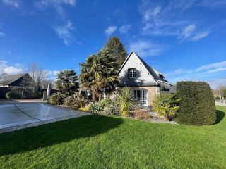 Norman house 9 Rooms for sale on LA LONDE (76500)