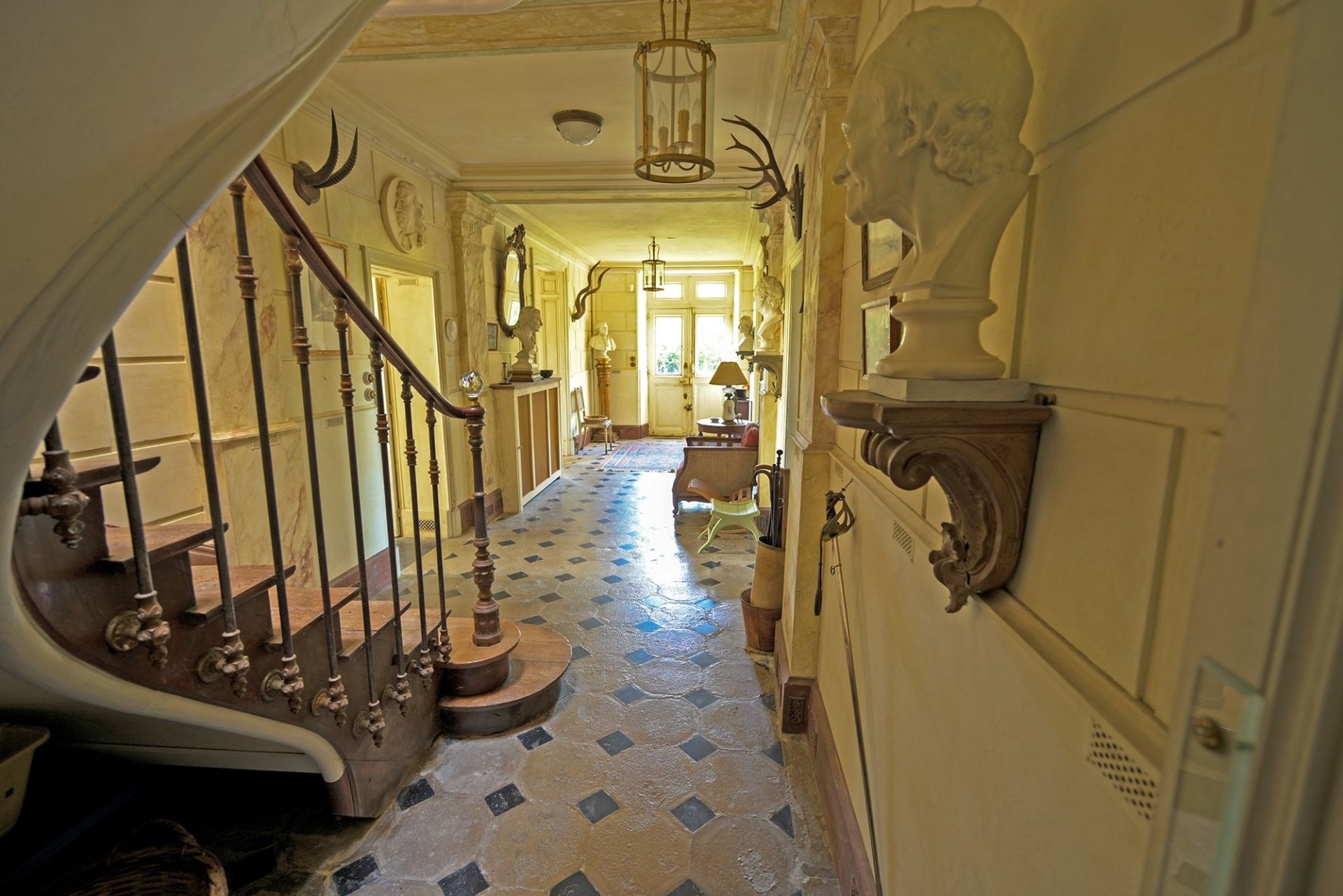 house 19 Rooms for sale on GRANDCAMP MAISY (14450)