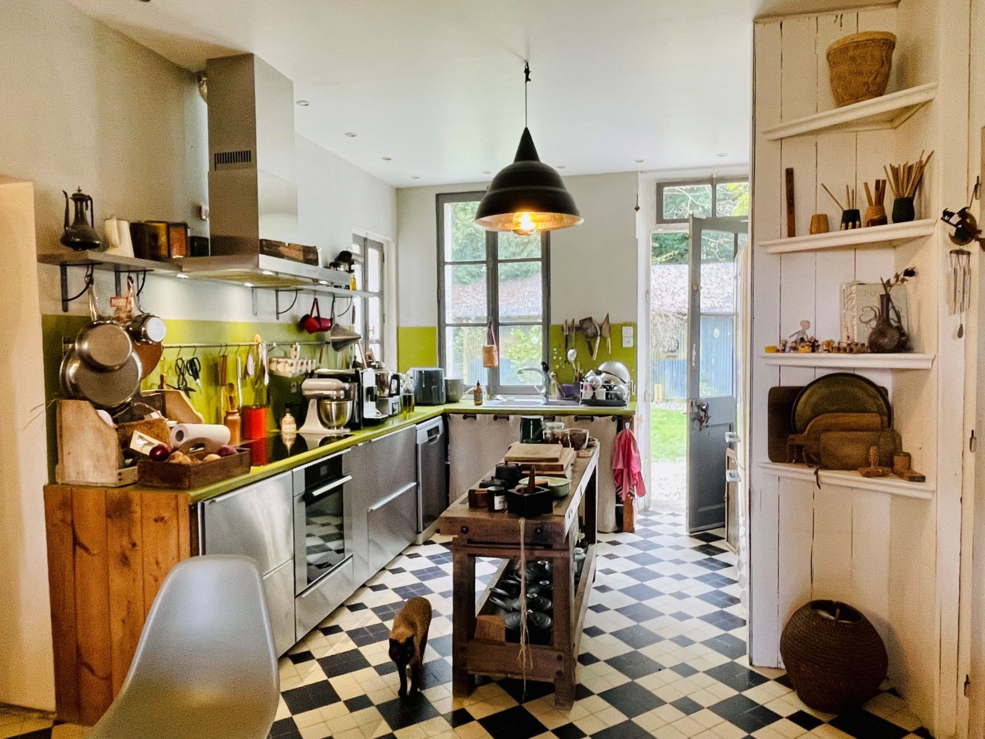 mansion 10 Rooms for sale on CAUMONT (27310)