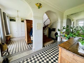 mansion 10 Rooms for sale on CAUMONT (27310)