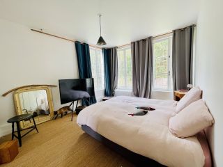 mansion 10 Rooms for sale on CAUMONT (27310)