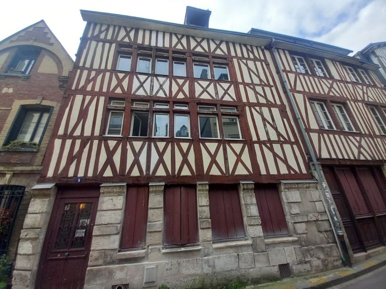 apartment 4 Rooms for sale on ROUEN (76000)