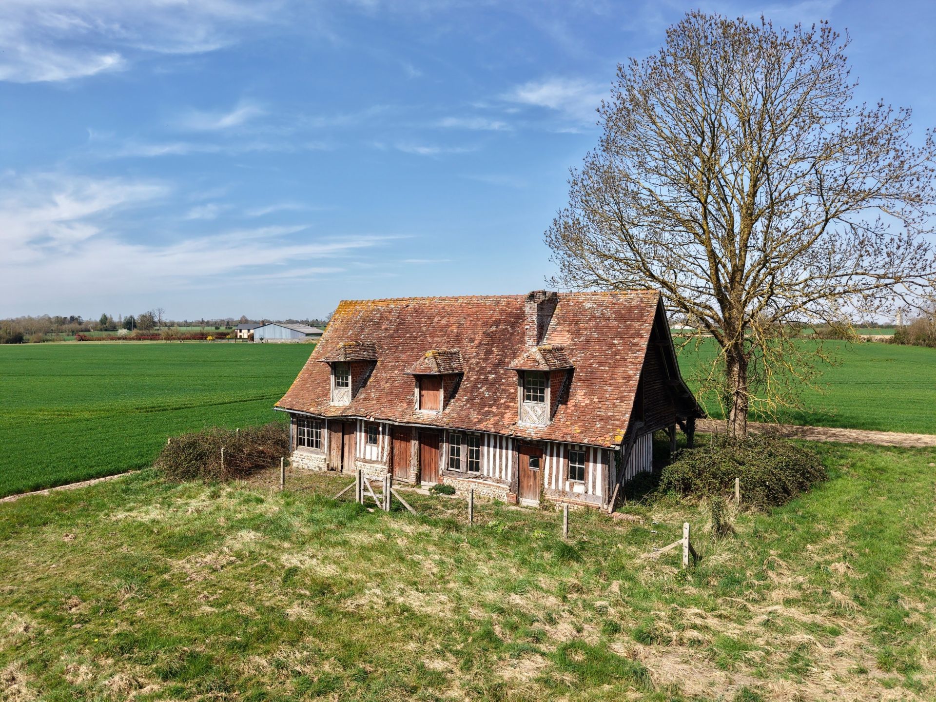 house 11 Rooms for sale on PIENCOURT (27230)