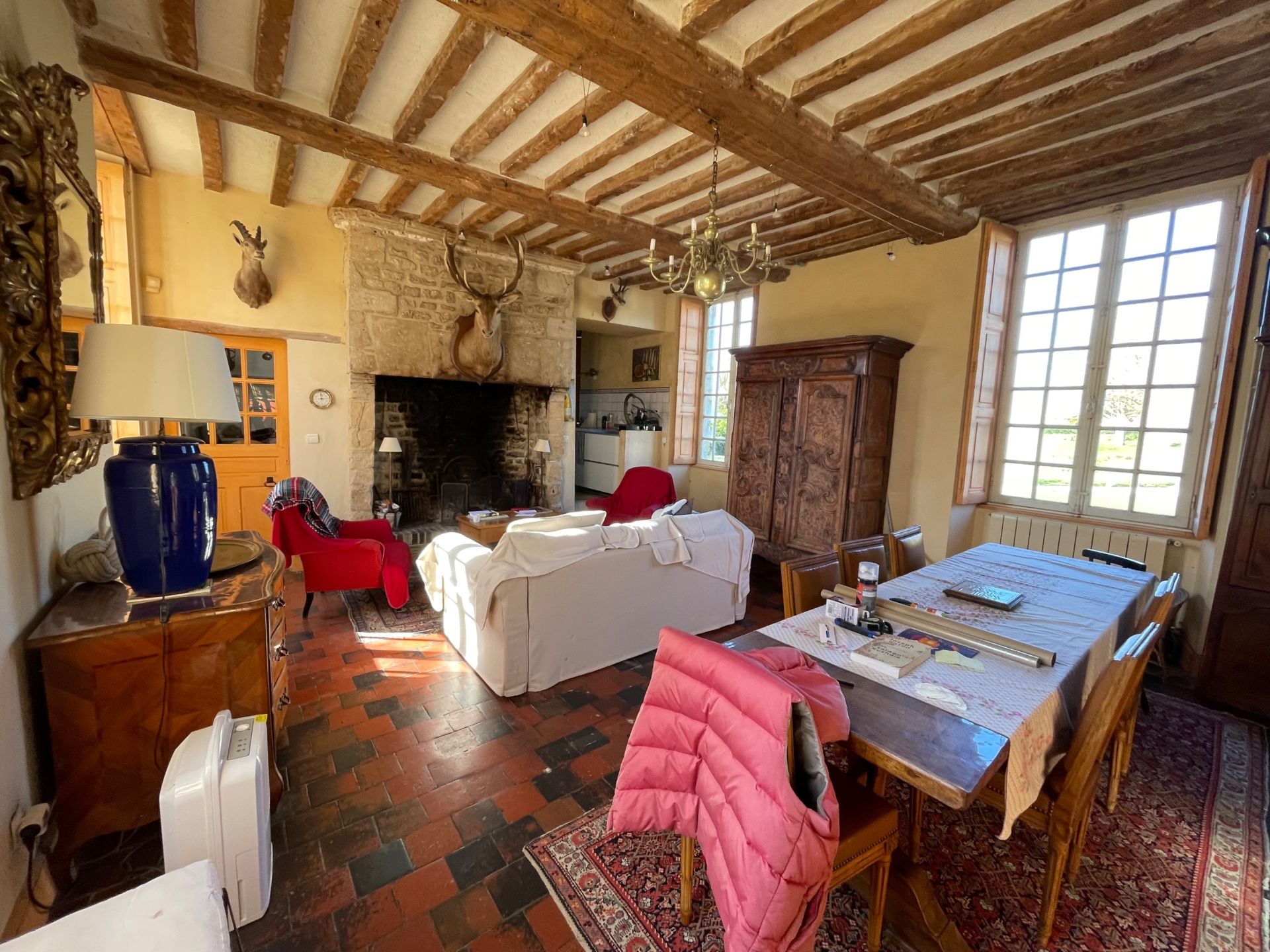 house 14 Rooms for sale on VIERVILLE SUR MER (14710)