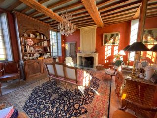 house 14 Rooms for sale on VIERVILLE SUR MER (14710)