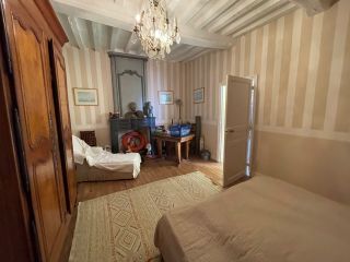 house 14 Rooms for sale on VIERVILLE SUR MER (14710)