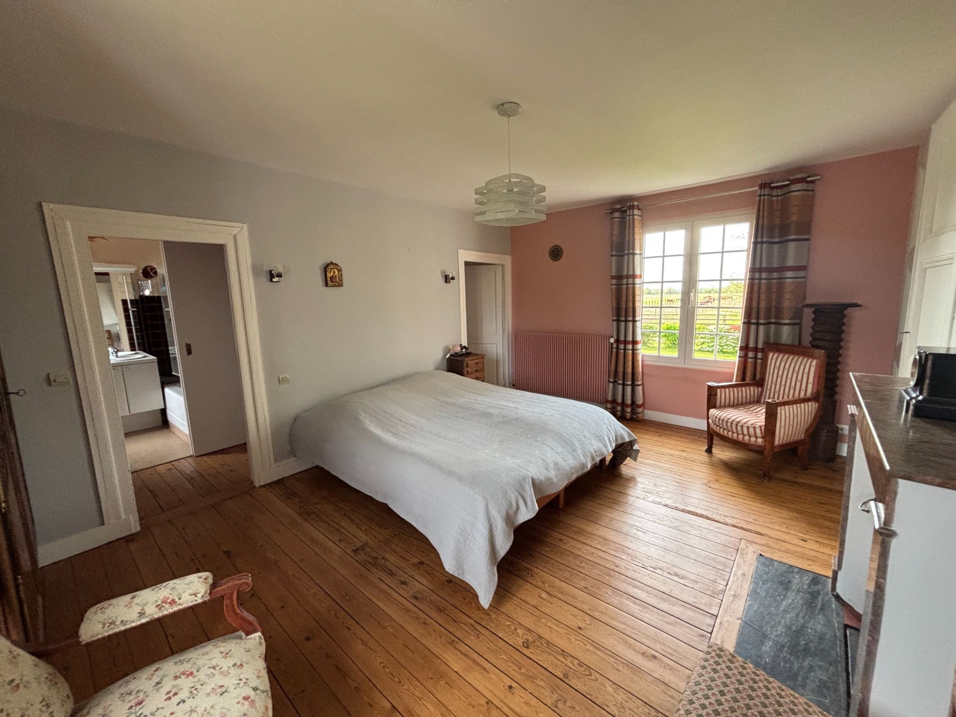 house 6 Rooms for sale on BONNEBOSQ (14340)