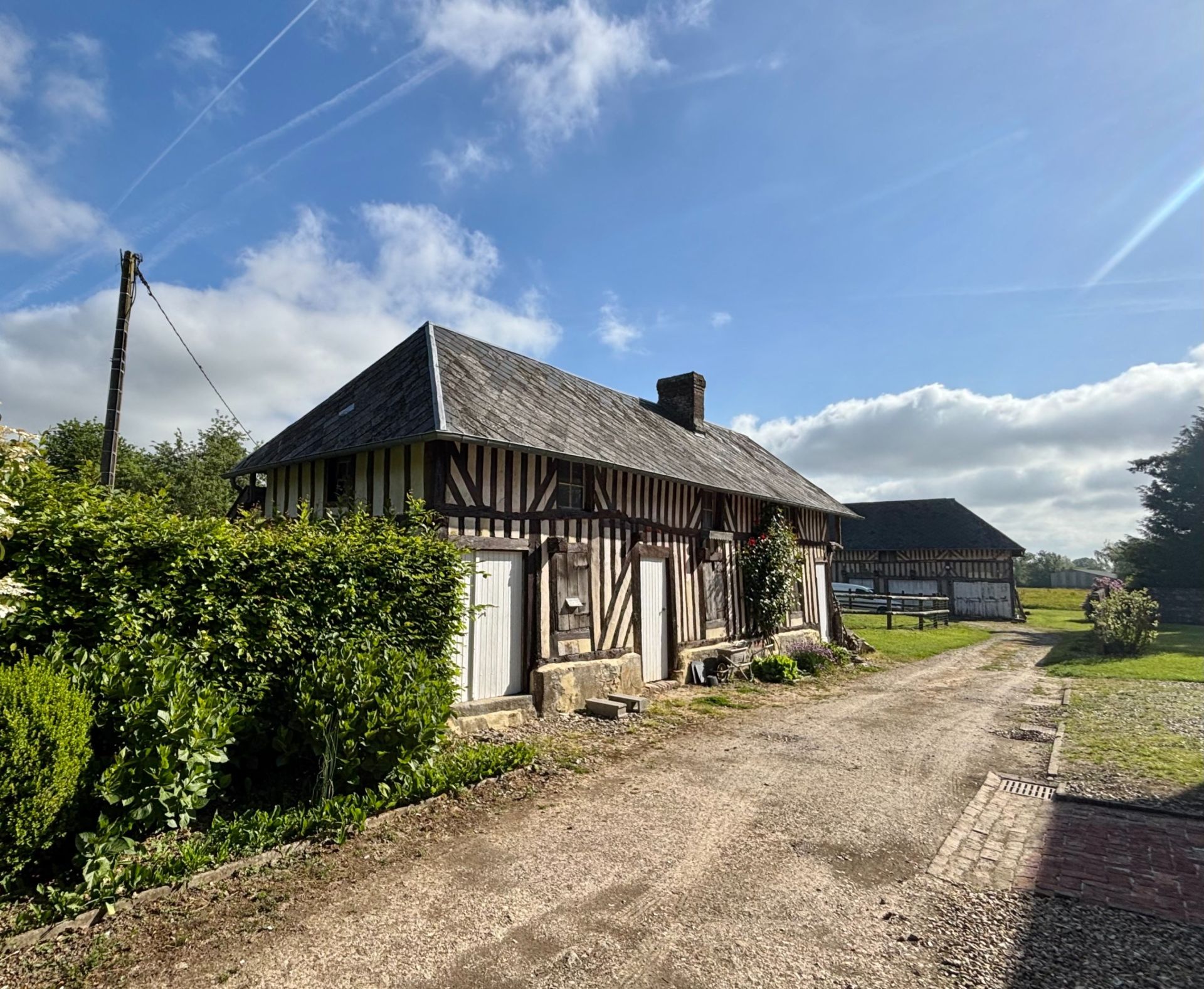 house 6 Rooms for sale on BONNEBOSQ (14340)