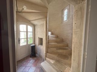 house 9 Rooms for sale on BAYEUX (14400)
