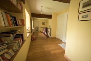 house 9 Rooms for sale on BAYEUX (14400)