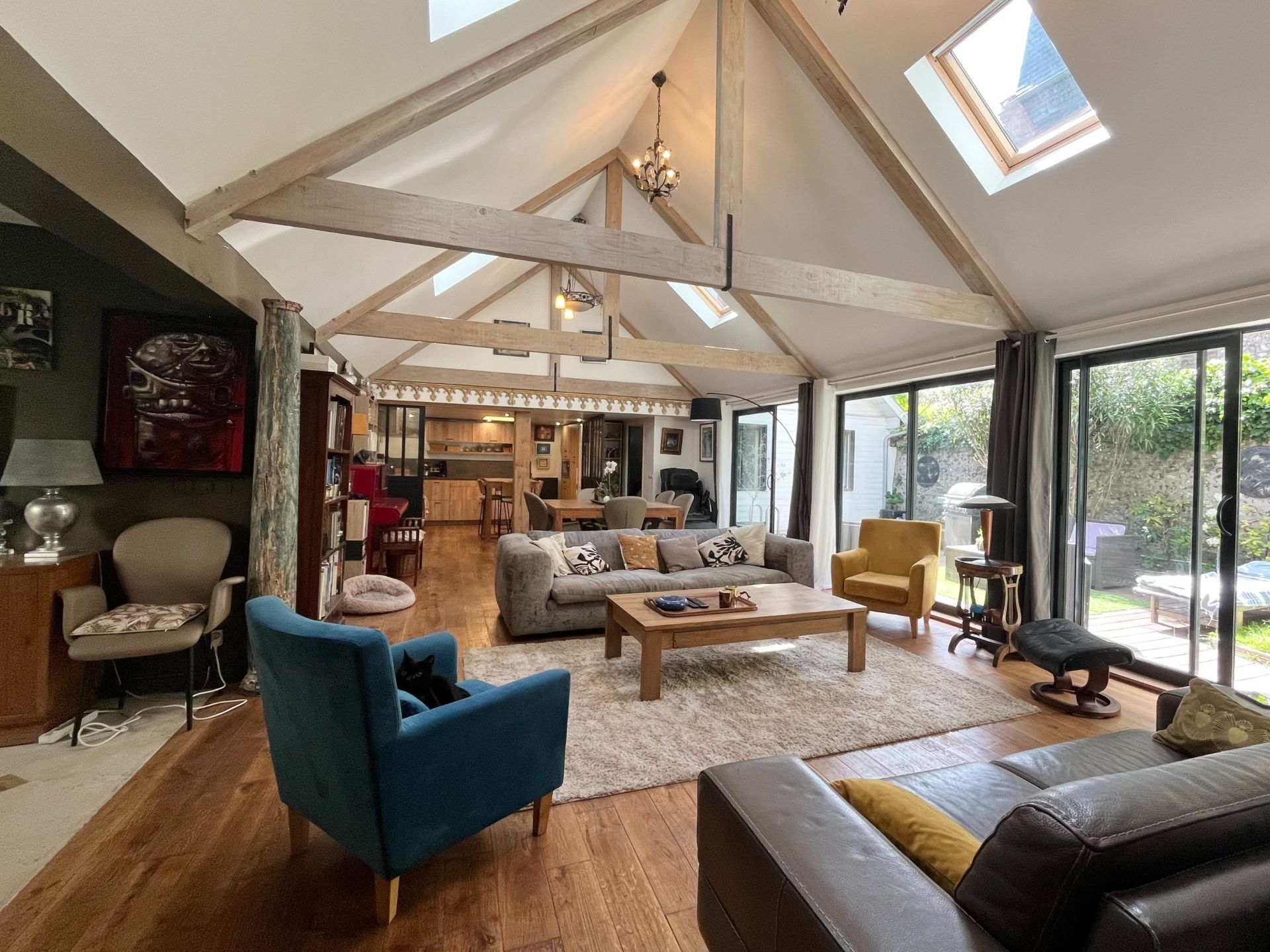 mansion 10 Rooms for sale on ROUEN (76000)
