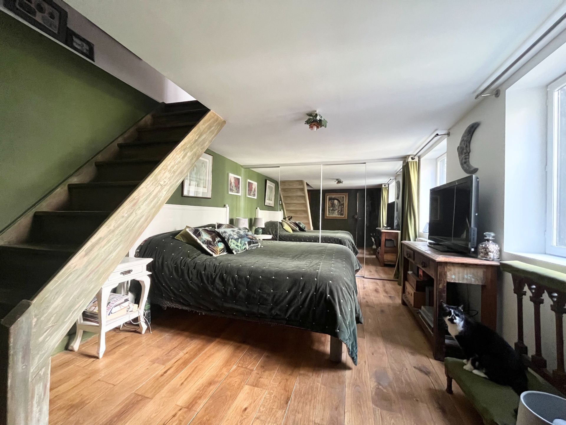 mansion 10 Rooms for sale on ROUEN (76000)