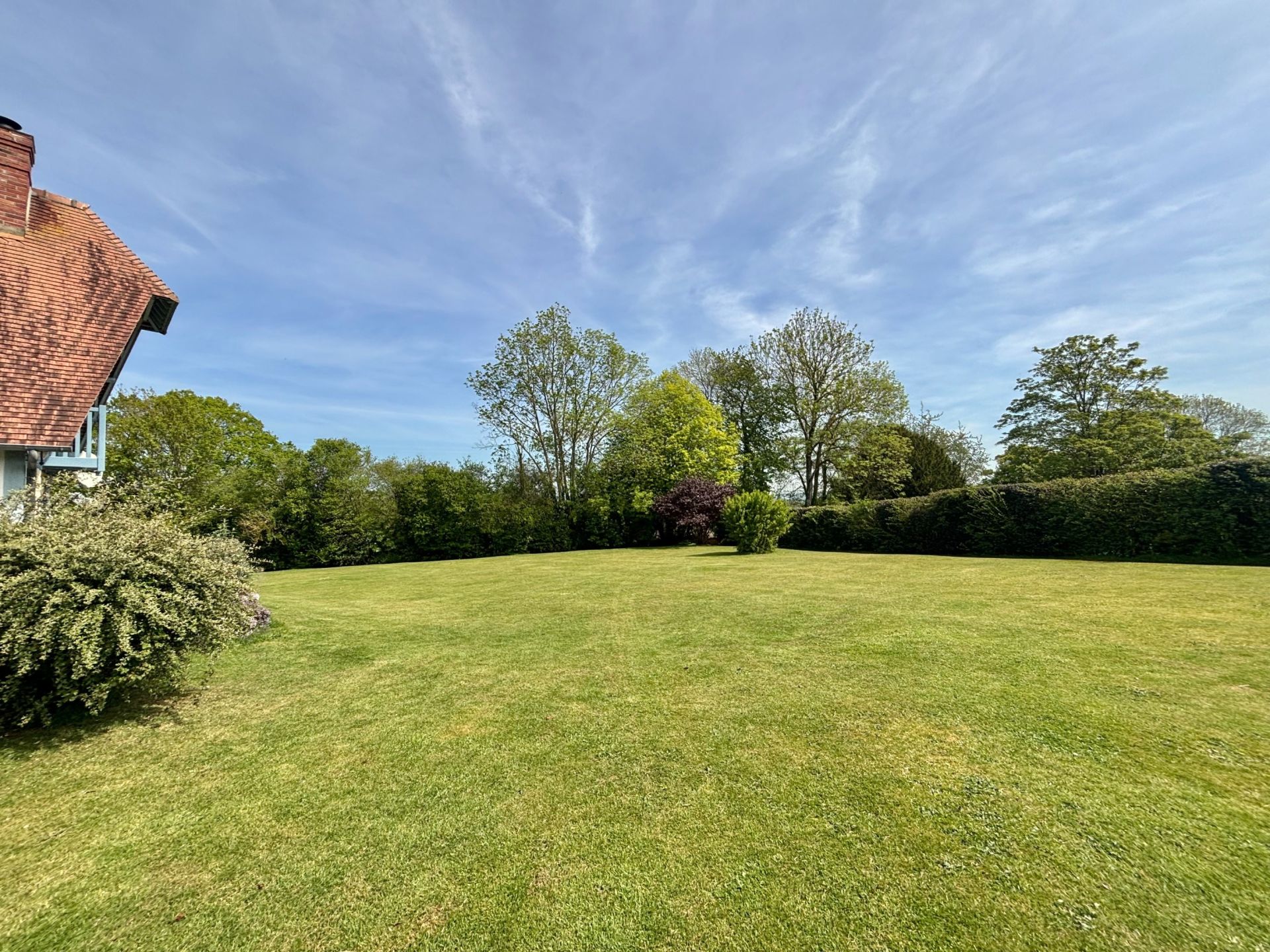 house 8 Rooms for sale on GLANVILLE (14950)