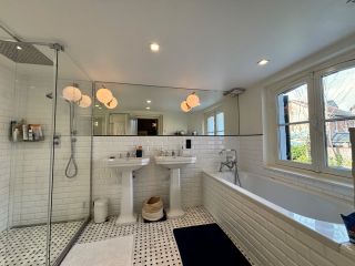 house 11 Rooms for sale on TOURGEVILLE (14800)