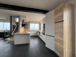 house 8 Rooms for sale on ASNELLES (14960)