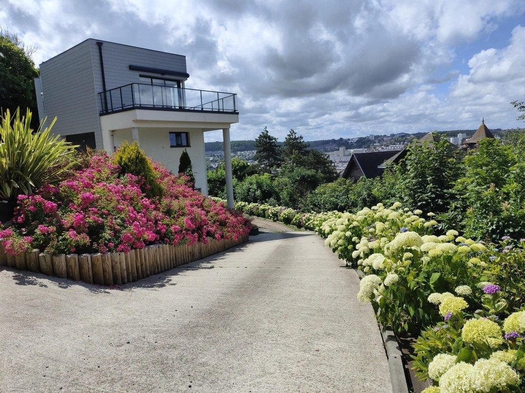 maison contemporaine 10 Pièces en vente sur FECAMP (76400)