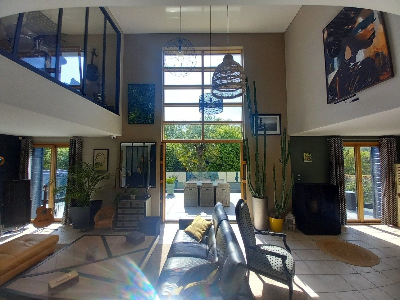 contemporary house 10 Rooms for sale on MALAUNAY (76770)