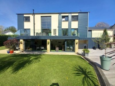 Sale Contemporary house Malaunay 10&nbsp;Rooms 227&nbsp;m²