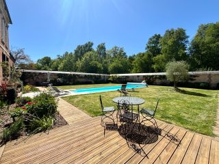 property 8 Rooms for sale on CORNEVILLE SUR RISLE (27500)