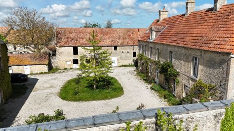 Sale Long house Rots 9&nbsp;Rooms 270&nbsp;m²