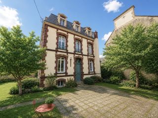 maison 8 Pièces en vente sur CAEN (14000)