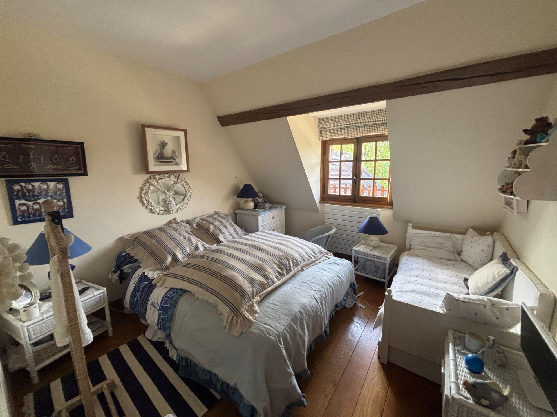 house 6 Rooms for sale on BEUVRON EN AUGE (14430)