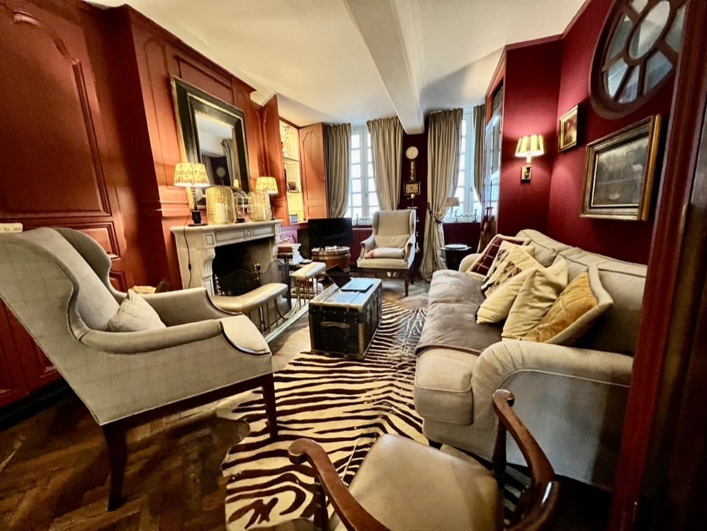house 7 Rooms for seasonal rent on HONFLEUR (14600)