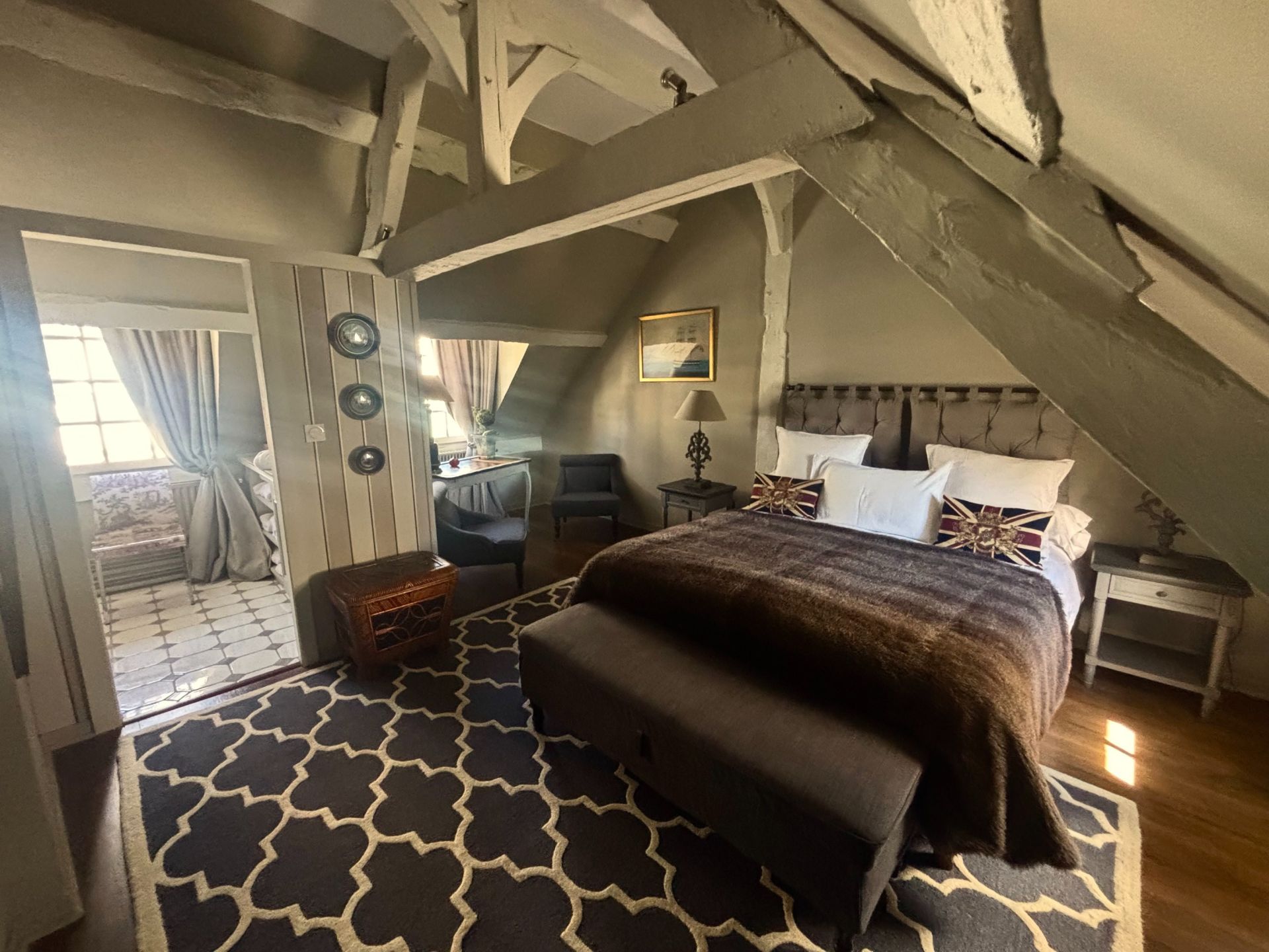 house 7 Rooms for seasonal rent on HONFLEUR (14600)