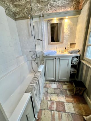 house 7 Rooms for seasonal rent on HONFLEUR (14600)