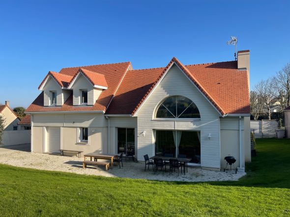 Sale Architect's house Arromanches-les-Bains 11&nbsp;Rooms 261&nbsp;m²