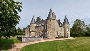 castle 20 Rooms for sale on GIEL COURTEILLES (61210)