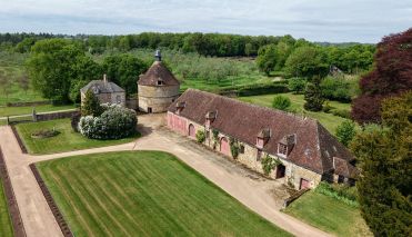 castle 20 Rooms for sale on GIEL COURTEILLES (61210)