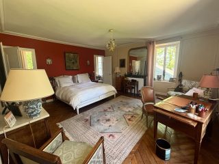 house 14 Rooms for sale on BERNAY (27300)