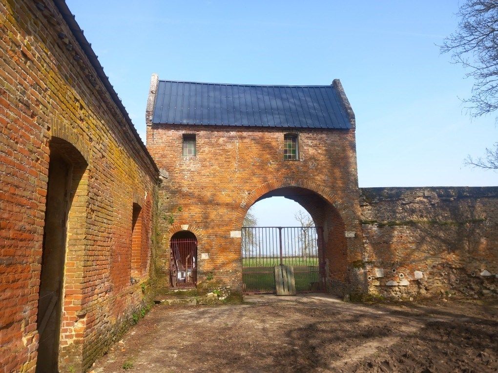 castle 15 Rooms for sale on BEAUCAMPS LE JEUNE (80430)