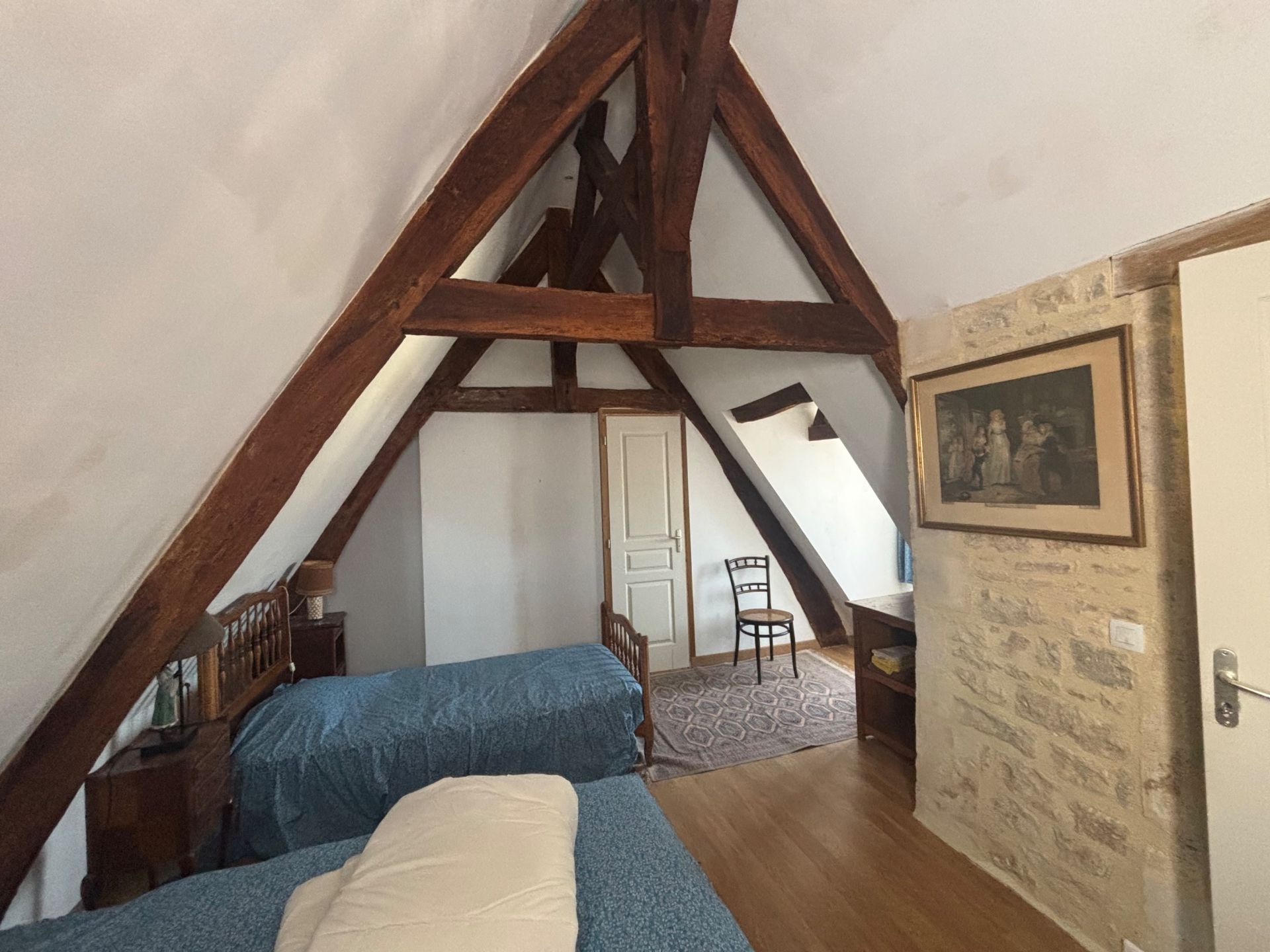 house 11 Rooms for sale on BAYEUX (14400)