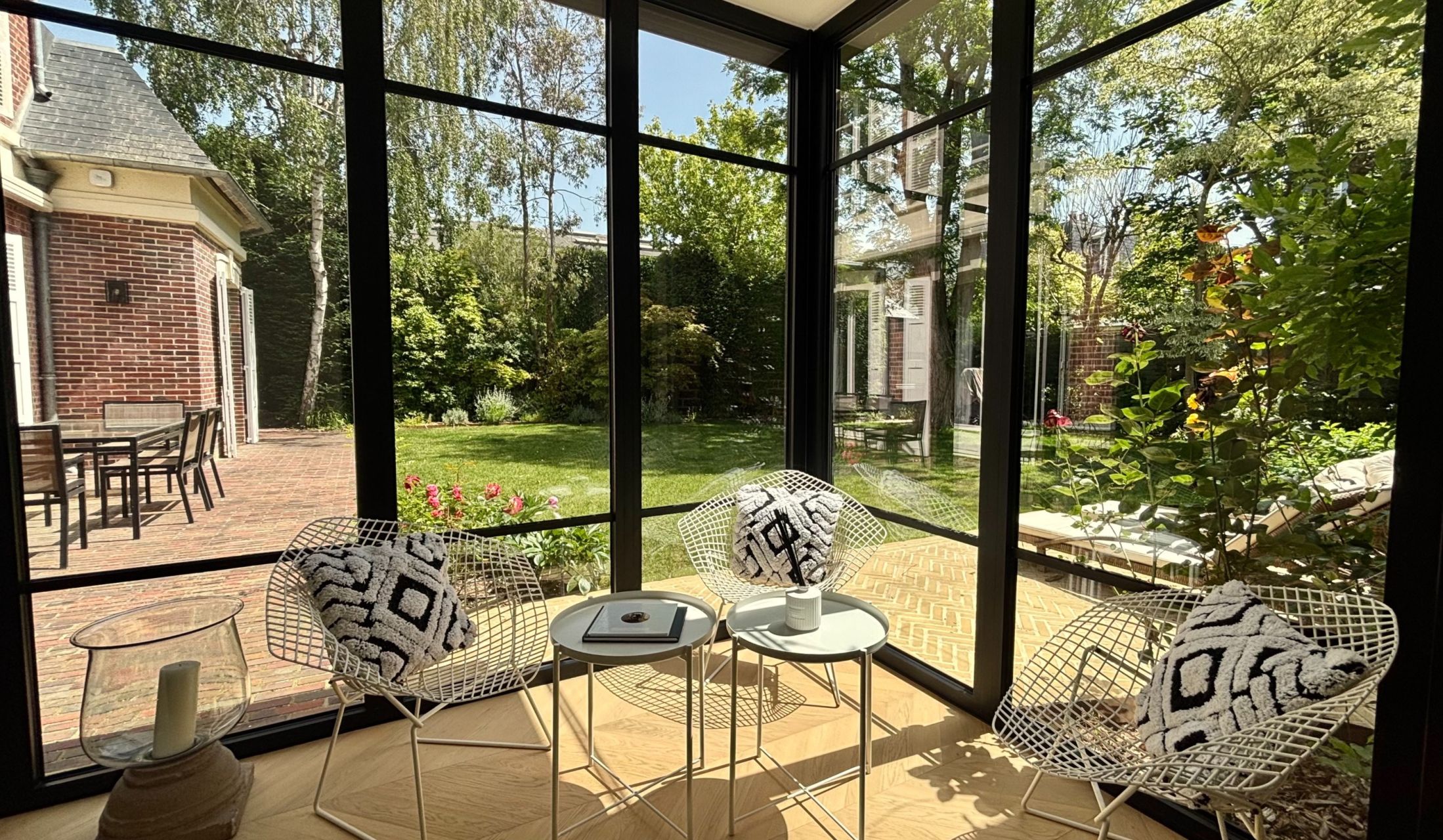 house 8 Rooms for sale on DEAUVILLE (14800)