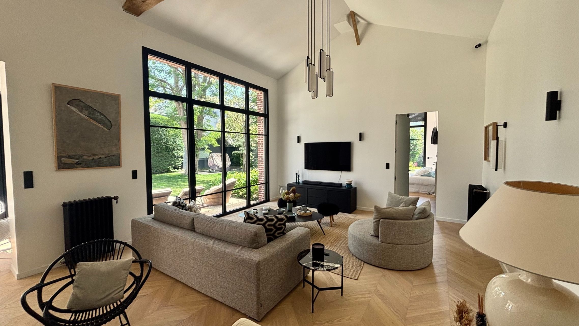 house 8 Rooms for sale on DEAUVILLE (14800)