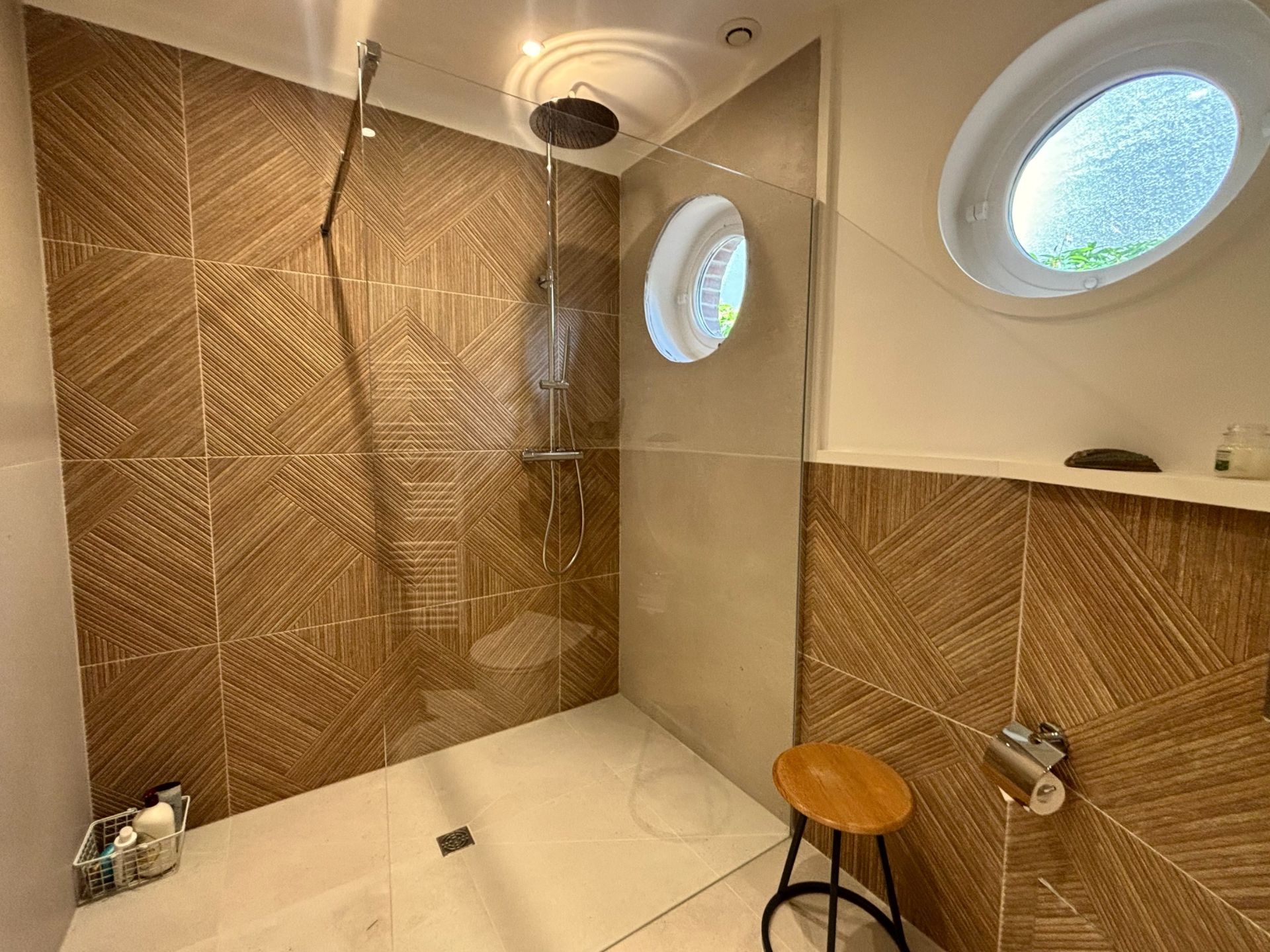 house 8 Rooms for sale on DEAUVILLE (14800)