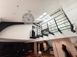 house 7 Rooms for sale on DEAUVILLE (14800)