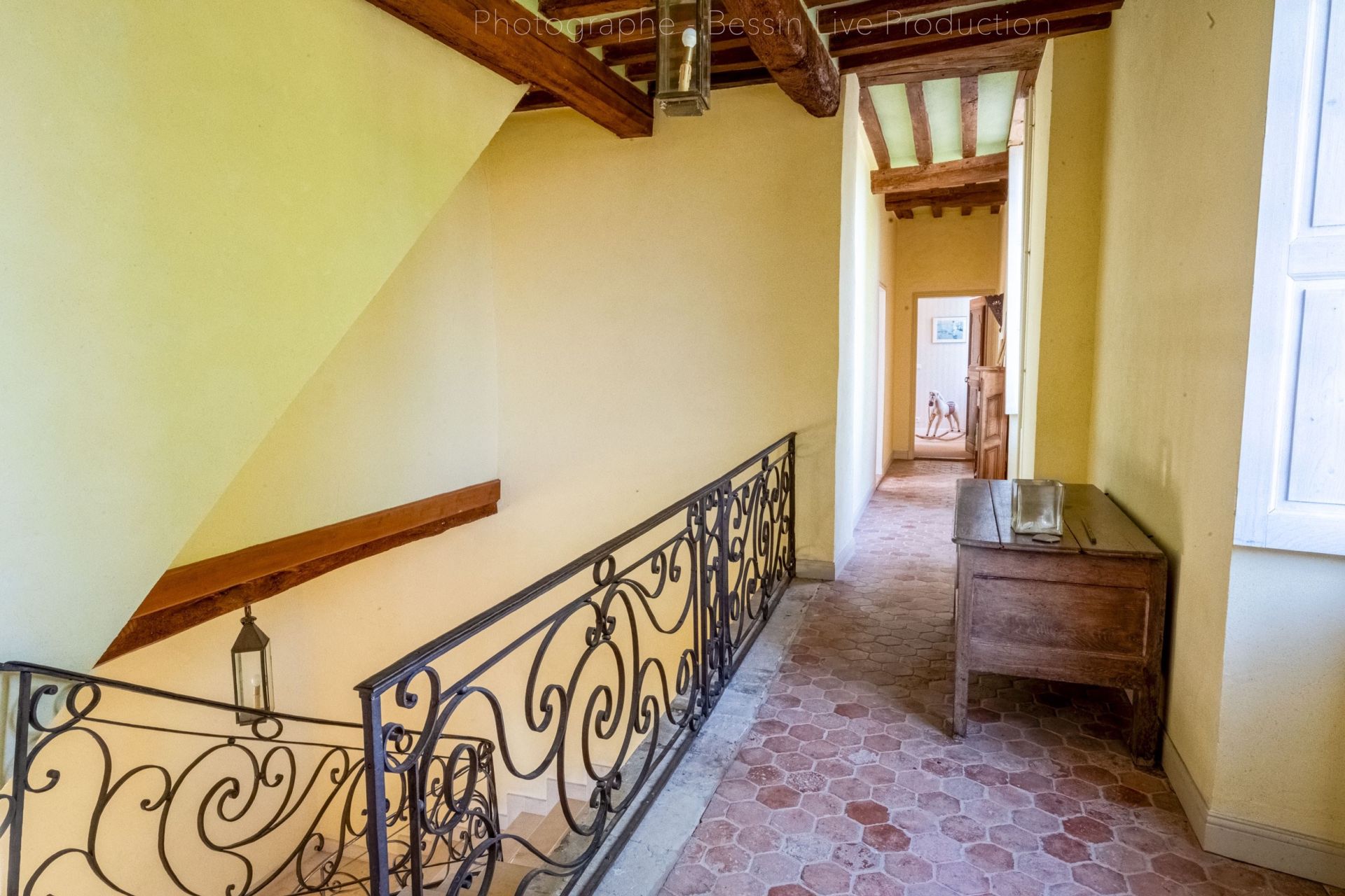 house 8 Rooms for sale on VIERVILLE SUR MER (14710)
