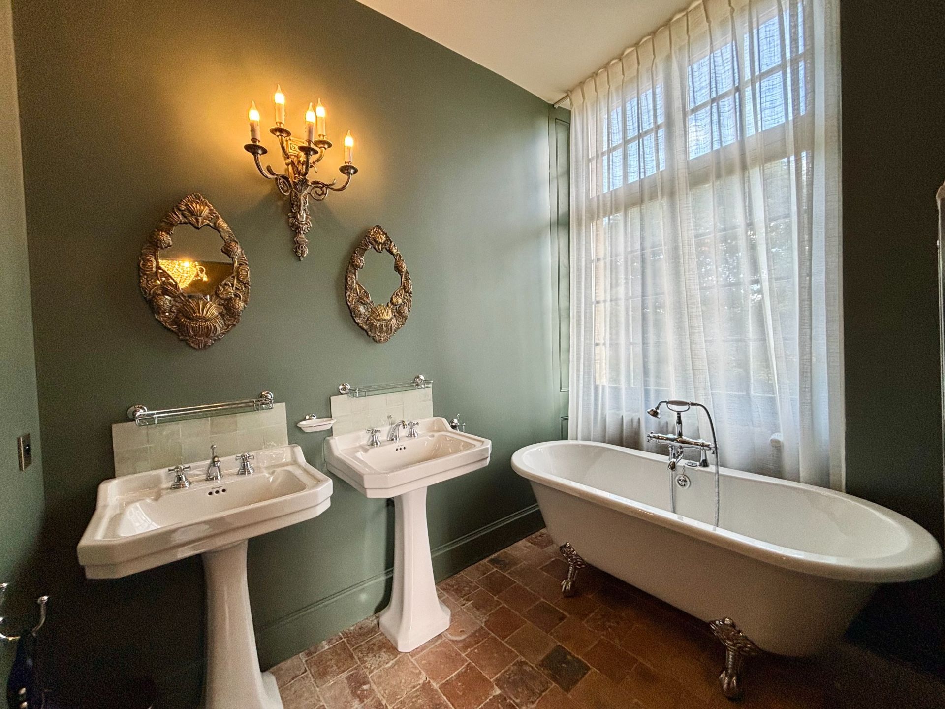 maison 9 Pièces en vente sur BURES SUR DIVES (14670)