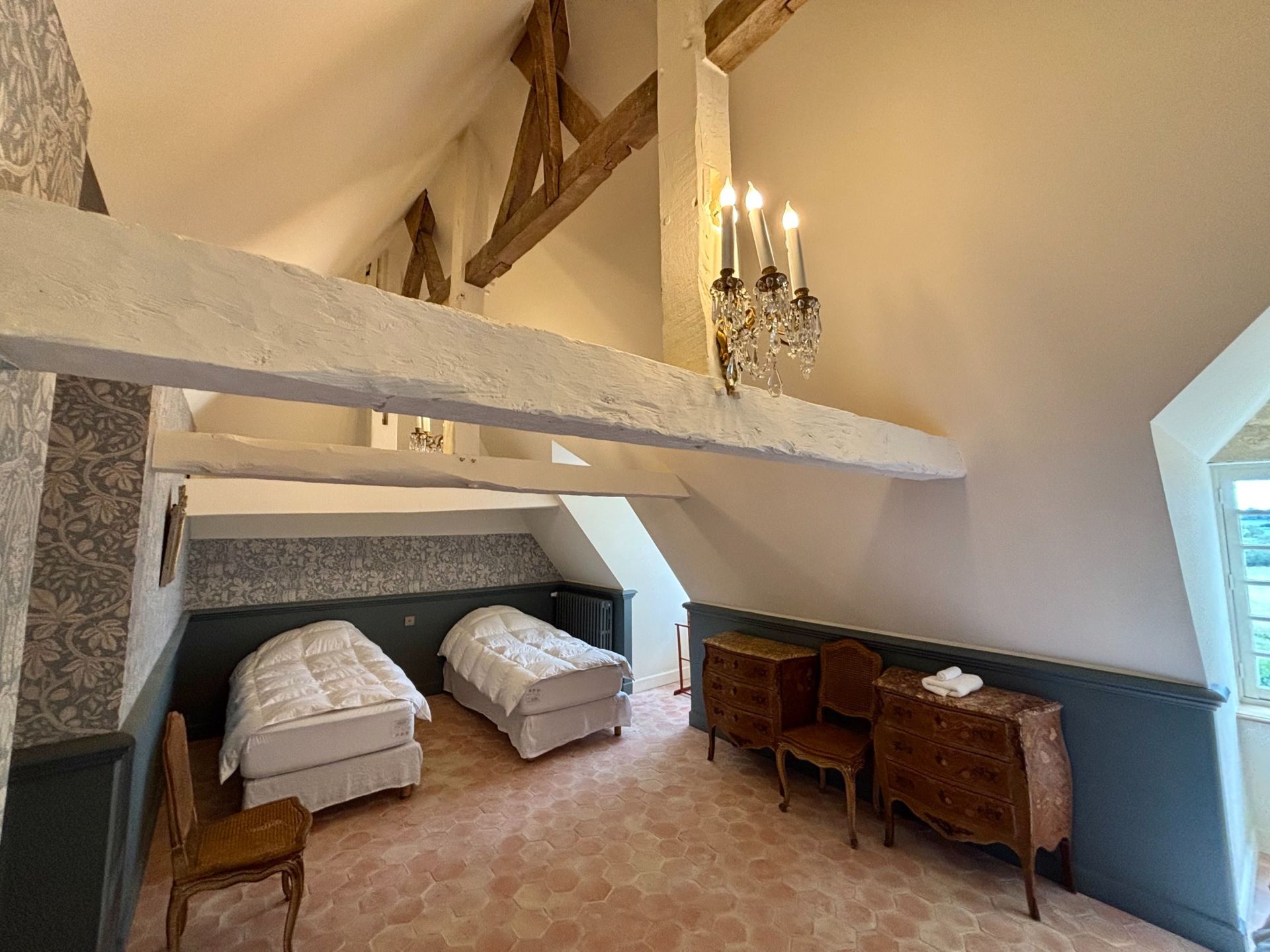 maison 9 Pièces en vente sur BURES SUR DIVES (14670)