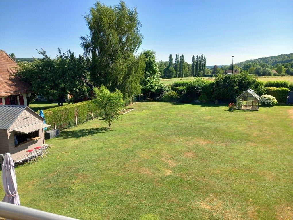 house 6 Rooms for sale on ELBEUF SUR ANDELLE (76780)