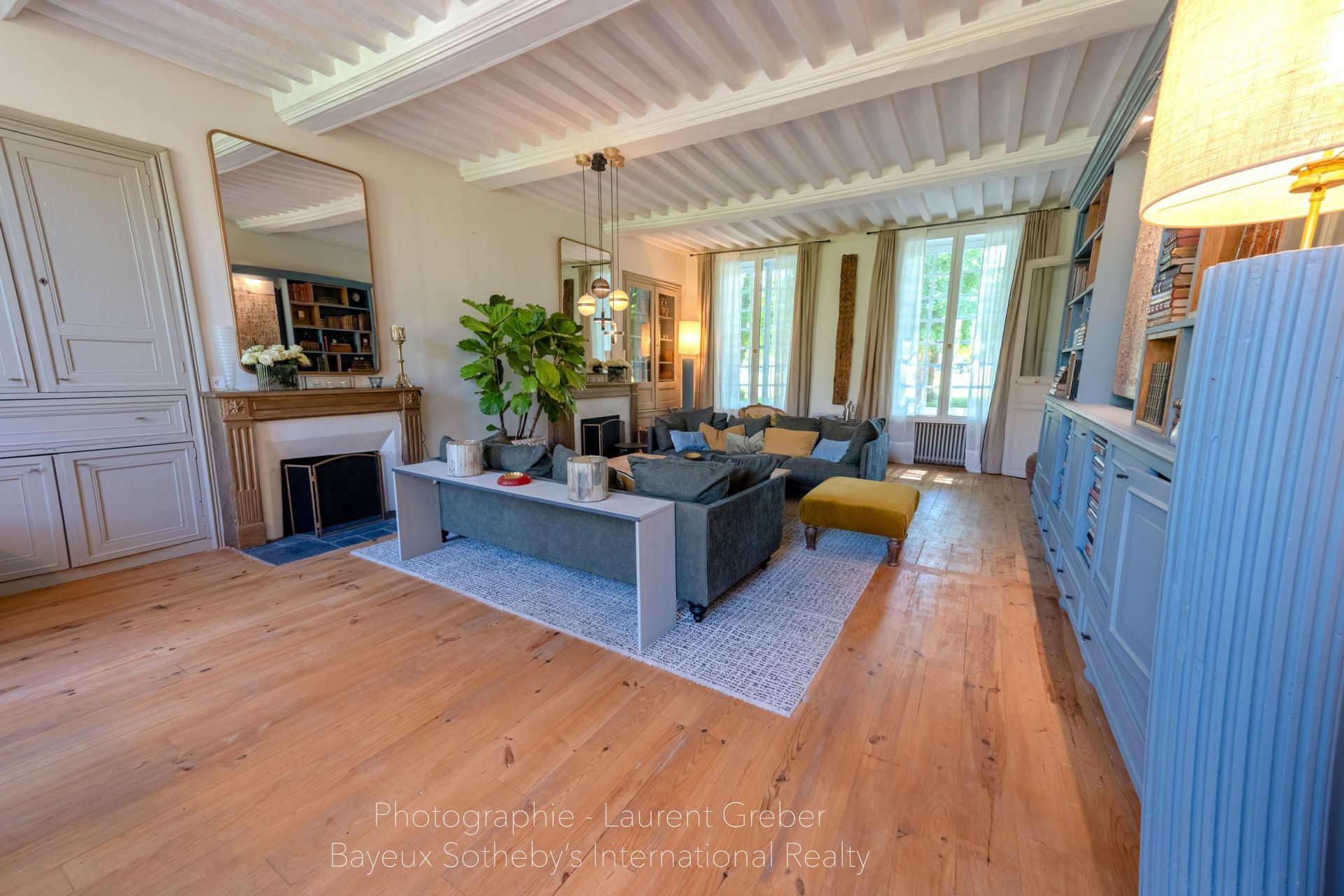 mansion (hôtel particulier) 11 Rooms for sale on BAYEUX (14400)